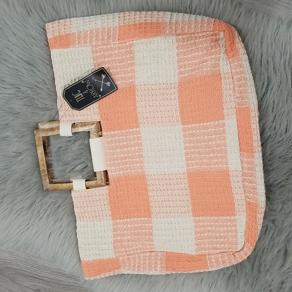 Twig and Arrow purse